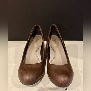 Jellypop Classic Brown Heels